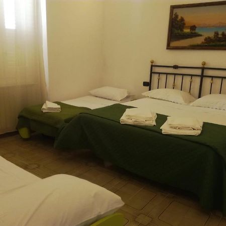 Apartamento La Casa Di Mela Leverano Exterior foto
